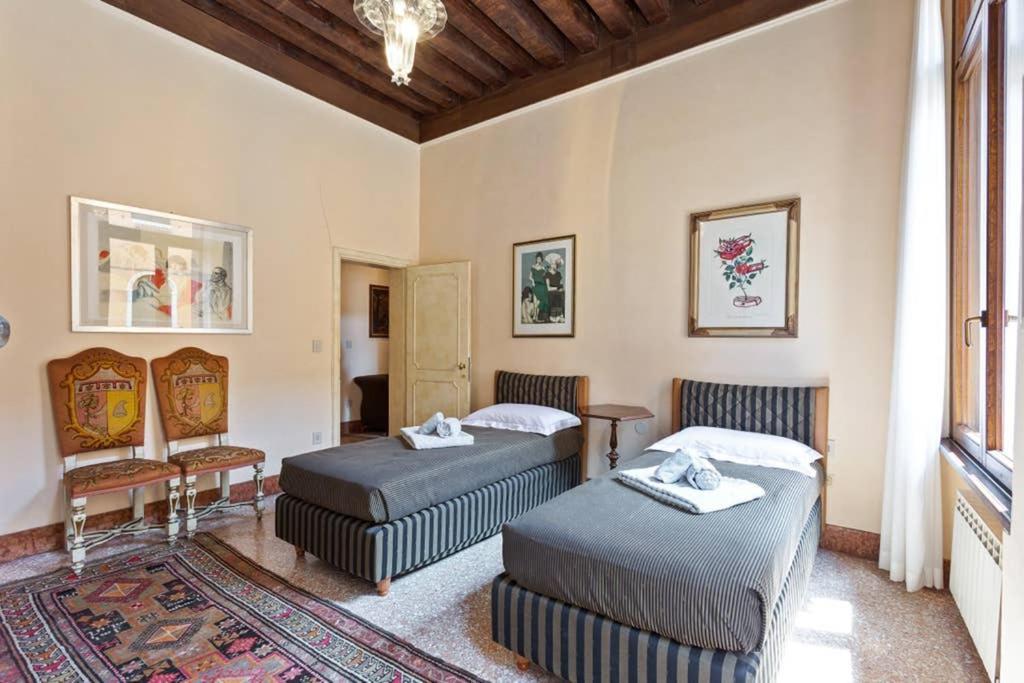 Doge Palace Luxury Apartment - Cannaregio Venice Luaran gambar