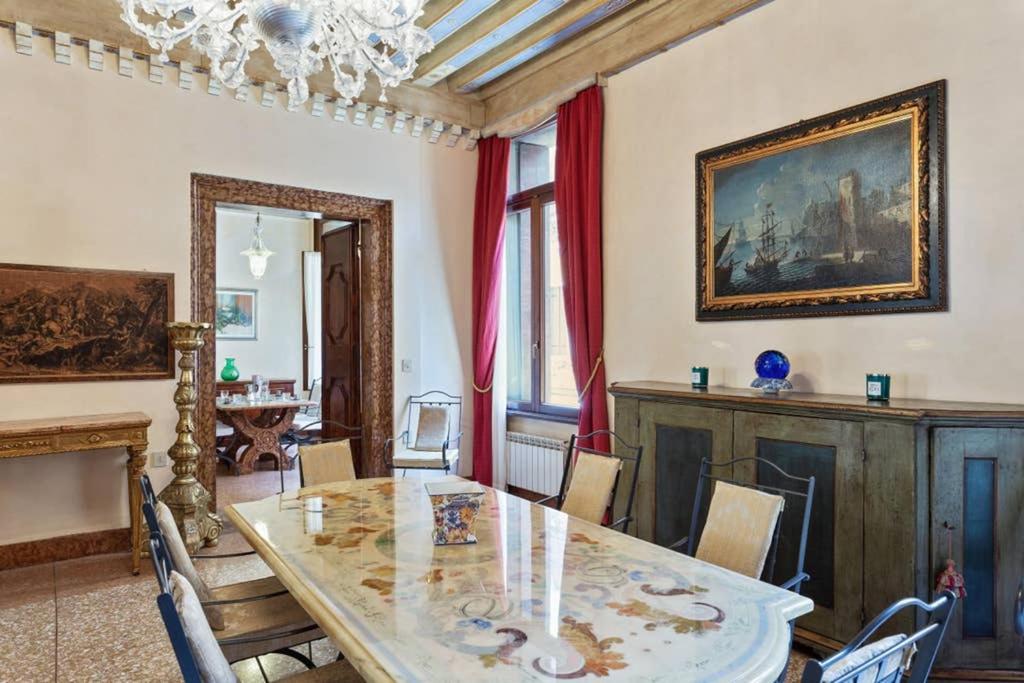 Doge Palace Luxury Apartment - Cannaregio Venice Luaran gambar
