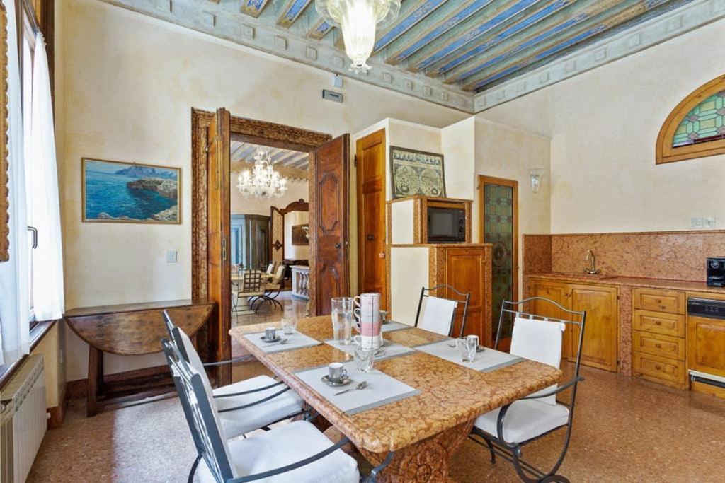 Doge Palace Luxury Apartment - Cannaregio Venice Luaran gambar
