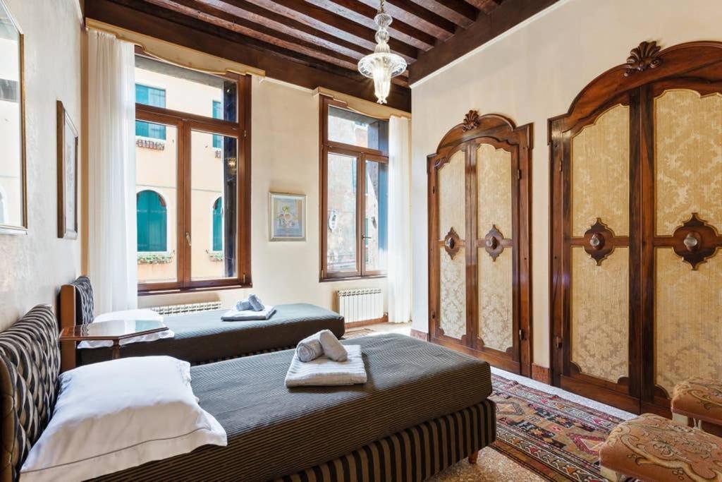 Doge Palace Luxury Apartment - Cannaregio Venice Luaran gambar
